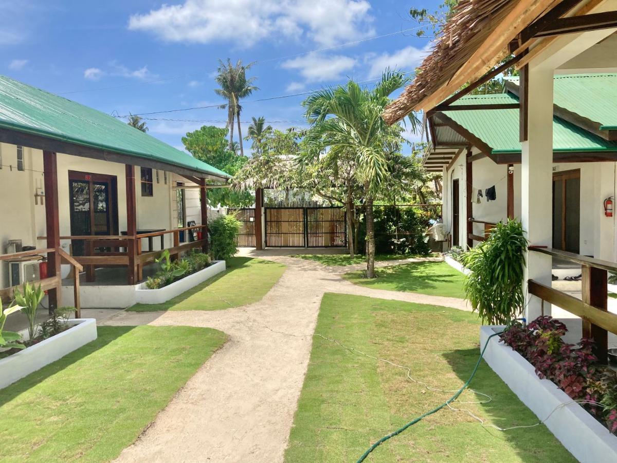 Casa De Loren Family Room General Luna (Surigao del Norte) Exterior foto