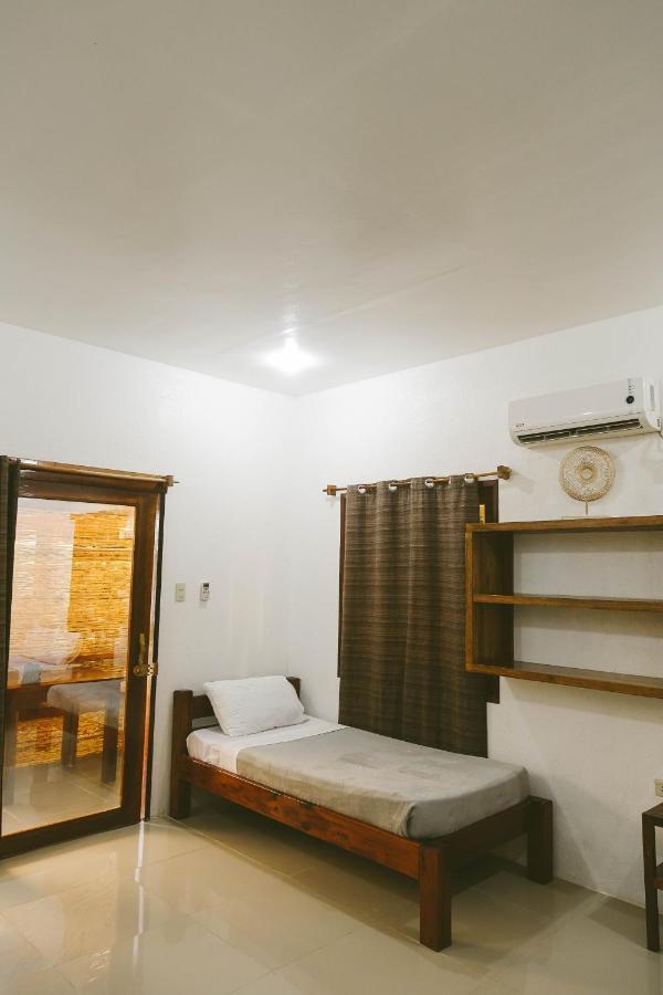 Casa De Loren Family Room General Luna (Surigao del Norte) Exterior foto